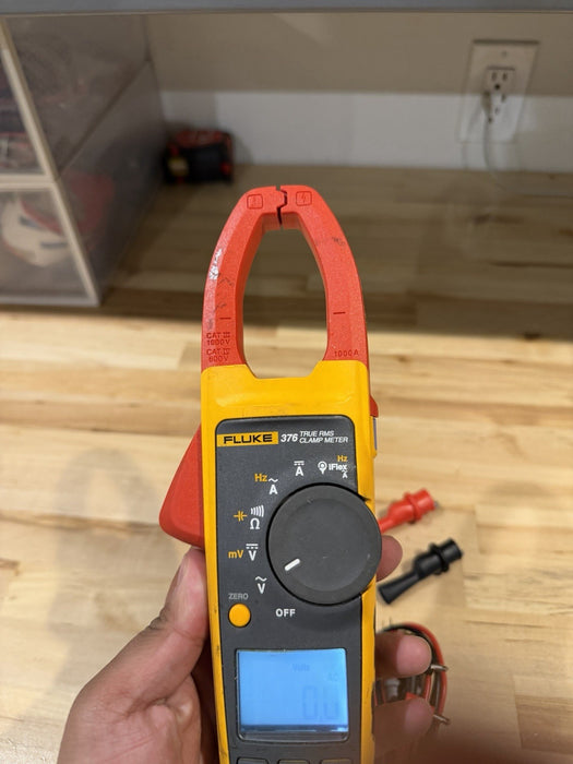 FLUKE 376 AC/DC TRUE RMS WIRELESS CLAMP METER WLEADS & CLIPS