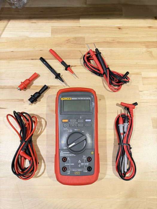 FLUKE 28 II EX TRUE RMS MULTIMETER W / LEADS & CLIPS - FREE SHIPPING