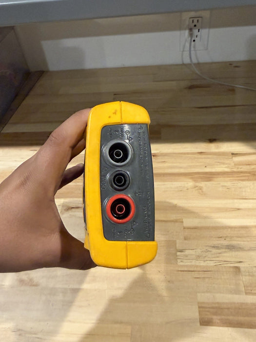 FLUKE 43 POWER QUALITY ANALYZER FOR PARTS