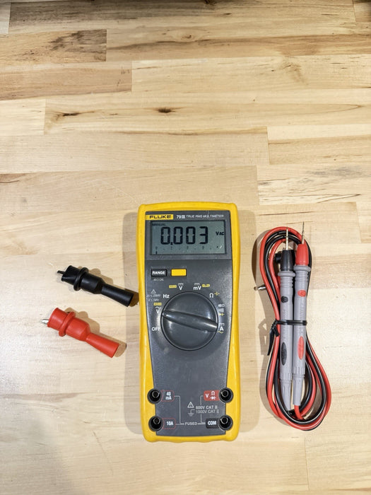 FLUKE 79 III TRUE RMS DIGITAL MULTIMETER W/ LEADS & CLIPS (TESTED) SHIPS FAST