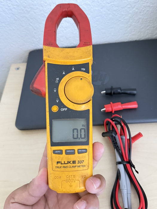 FLUKE 337 TRUE RMS AC/DC CLAMP METER WITH LEADS & BAG