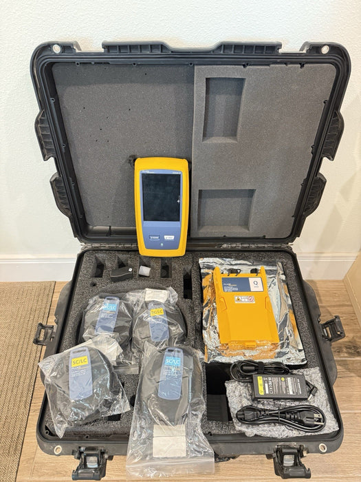 FLUKE NETWORKS OFP2-100-QI OPTIFIBER PRO QUAD OTDR V2 WITH ACCESSORIES