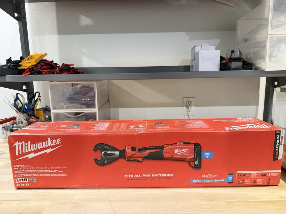 MILWAUKEE 2978-22 M18 18V 6T LINEAR UTILITY CRIMPER KIT WITH BATTERY & CHARGER