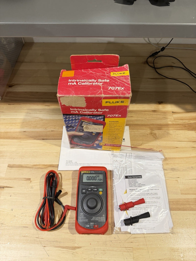 FLUKE 707EX MA CALIBRATOR W/ LEADS & MANUAL (TESTED) FREE SHIPPING