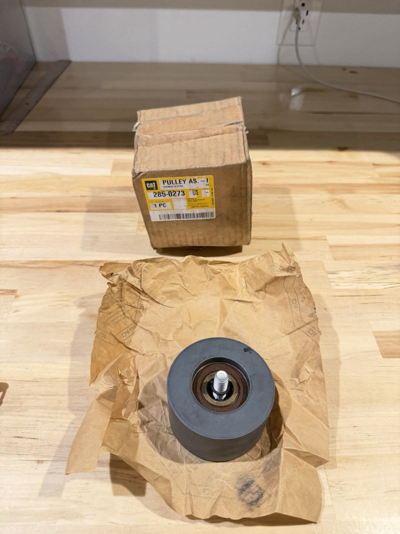 CAT 285-0273 PULLEY ASSEMBLY