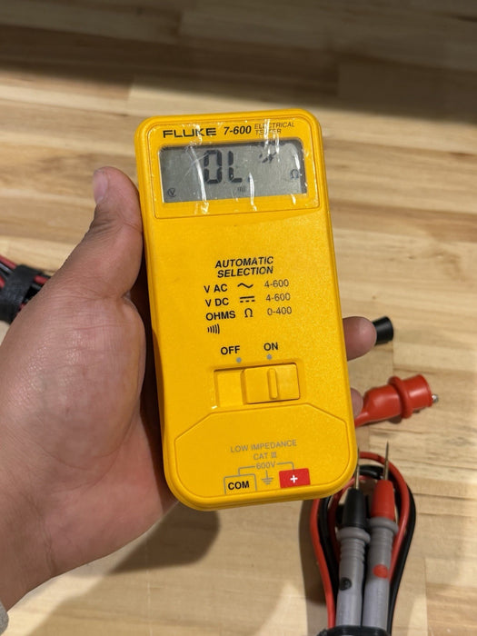FLUKE 7-600 ELECTRICAL TESTER W/ LEADS & CLIPS (SHIPS FAST) TESTED