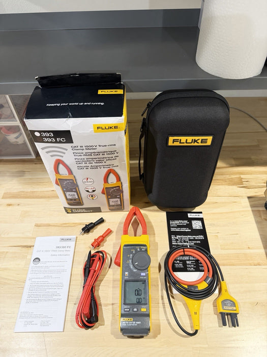 FLUKE 393 FC CAT III 1500V TRMS CLAMP METER W/ IFLEX PROBE & LEADS (NEW SEALED)