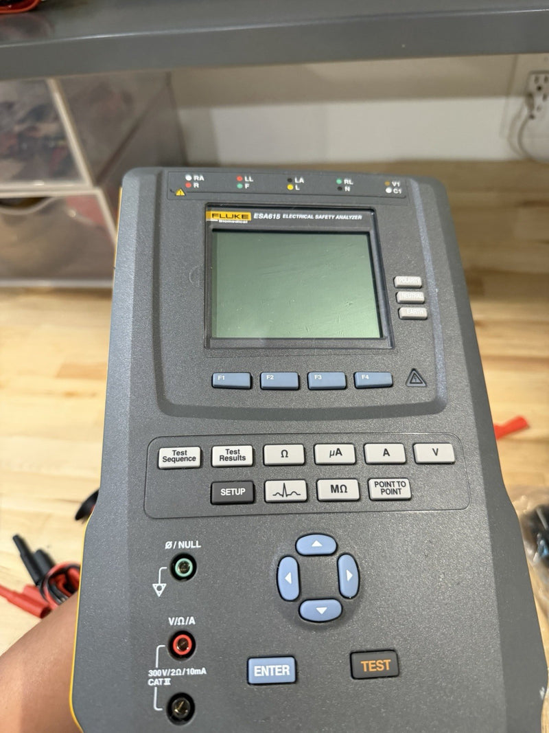 FLUKE ESA615 115V ELECTRICAL SAFETY ANALYZER TESTER WITH LEADS & CHARGER TESTED