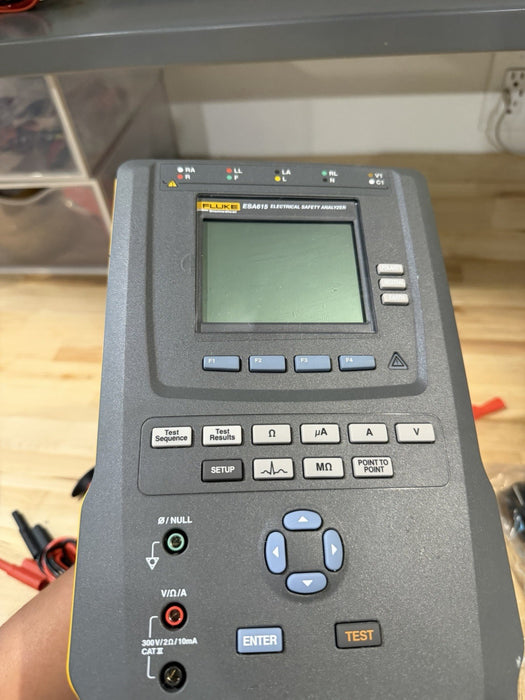 FLUKE ESA615 115V ELECTRICAL SAFETY ANALYZER TESTER WITH LEADS & CHARGER TESTED