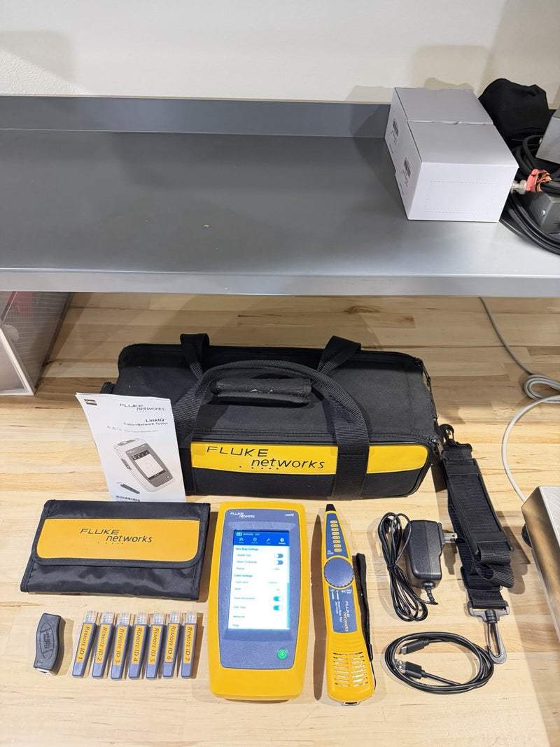 FLUKE NETWORKS LIQ-100 LINKIQ KIT CABLE & NETWORK TESTER W ACCESSORIES