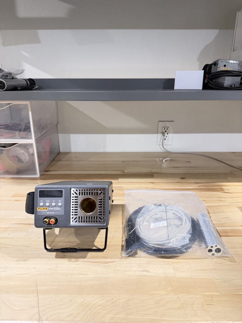 FLUKE 9140-C-156 DRY-WELL CALIBRATOR TESTED