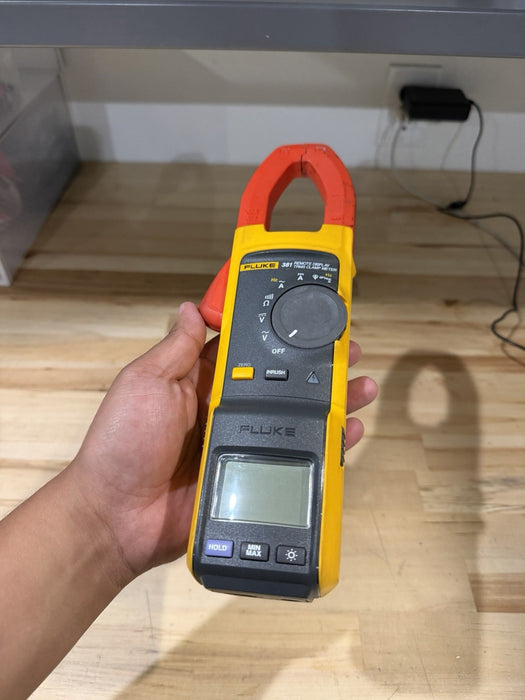 FLUKE 381 FC TRUE RMS CLAMP METER FOR PARTS