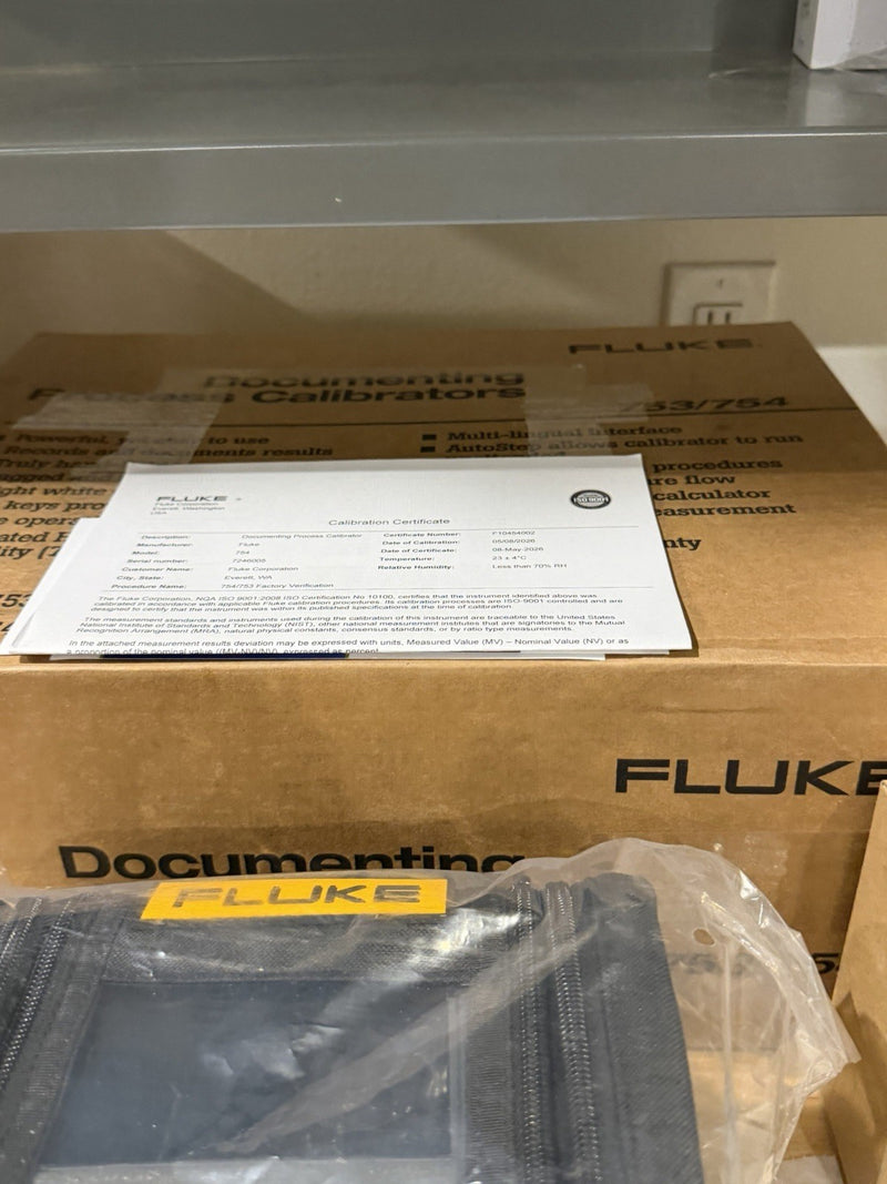 FLUKE 754 DOCUMENTING PROCESS CALIBRATOR W CALIBRATED 20262027