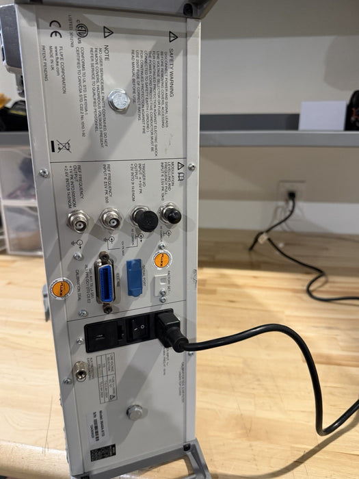 FLUKE 9640A RF REFERENCE SOURCE WITH 9640A-50 LEVELING HEAD TESTED