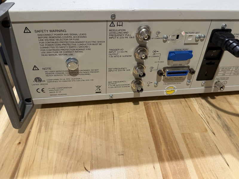 FLUKE 9640A RF REFERENCE SOURCE (PARTS ONLY) FOR PARTS - SHIPS FAST