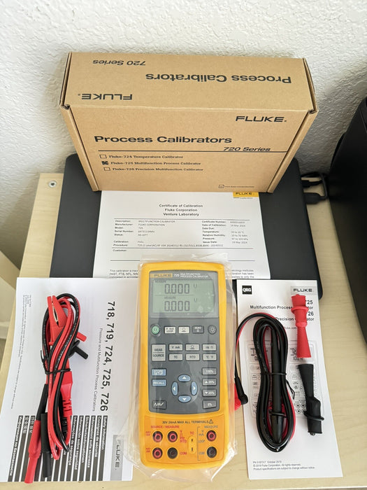 FLUKE 725 MULTIFUNCTION PROCESS CALIBRATOR W LEADS NEW FACTORY BOX CALIBRATED 2024