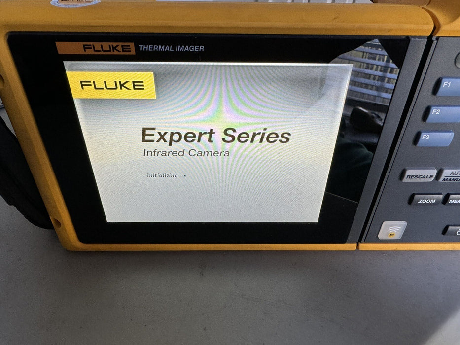 FLUKE FLK-TIX501 60HZ INFD CAMERA COLOR LCD RARE