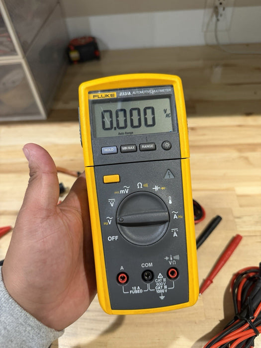 FLUKE 233A REMOTE DISPLAY AUTOMOTIVE DIGITAL  MULTIMETER KIT (FREE SHIPPING)