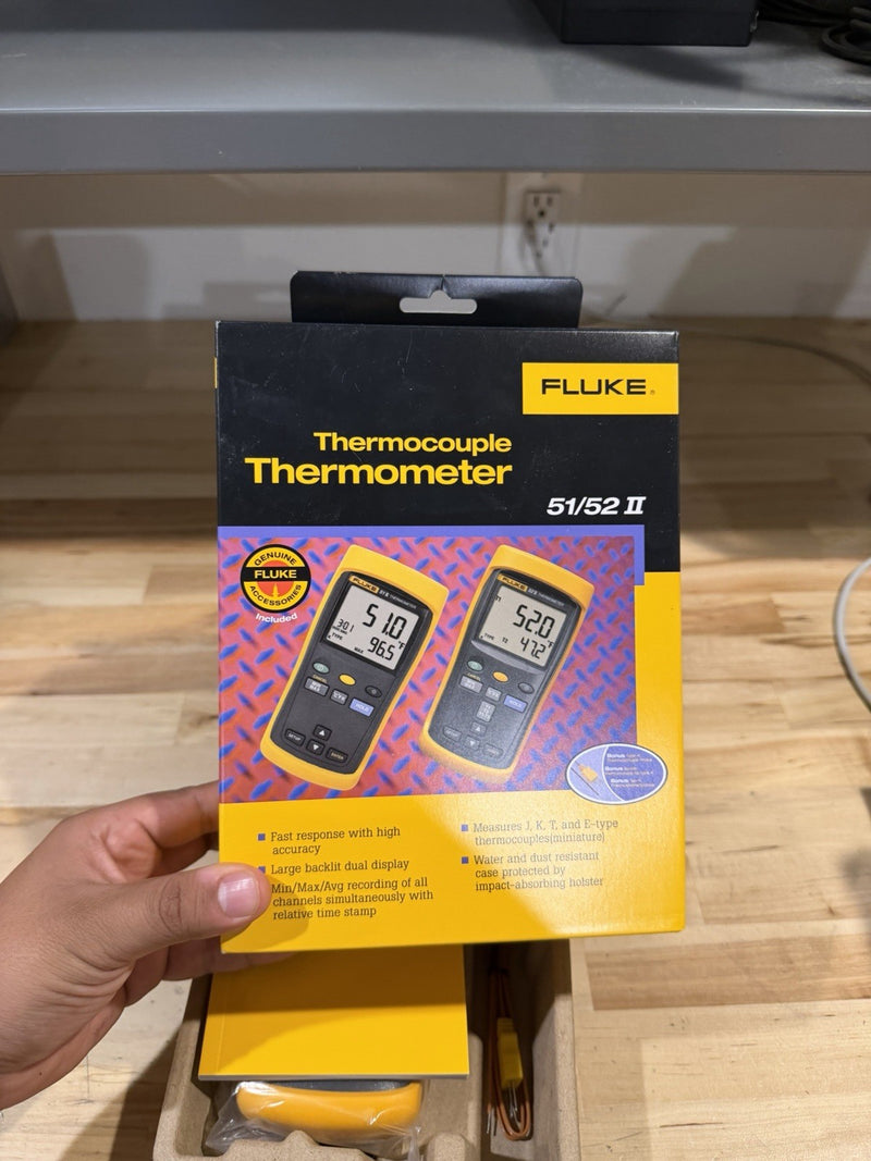 FLUKE 51 II THERMOCOUPLE THERMOMETER- SHIPS FAST (NEW)