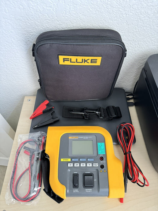 FLUKE ESA609 ELECTRICAL SAFETY ANALYZERCALIBRATED 2025