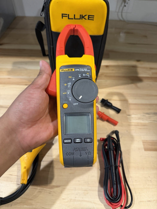 FLUKE 376 WIRELESS TRUE RMS AC/DC CLAMP METER WITH LEADS