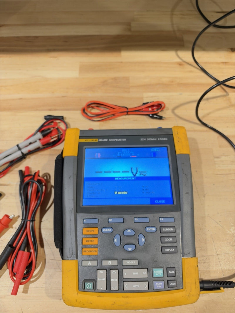 FLUKE 190-202 SCOPEMETER 2.5GS/S 2CHANNEL 200MHZ OSCILLOSCOPE (TESTED)SHIPS FREE