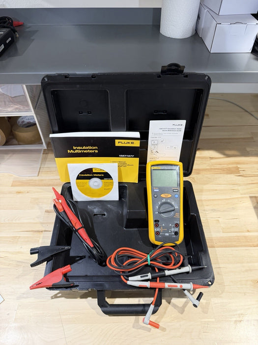 FLUKE 1577 INSULATION MULTIMETER W/ LEADS & CASE (TESTED) SHIPS FAST NEW SEALED