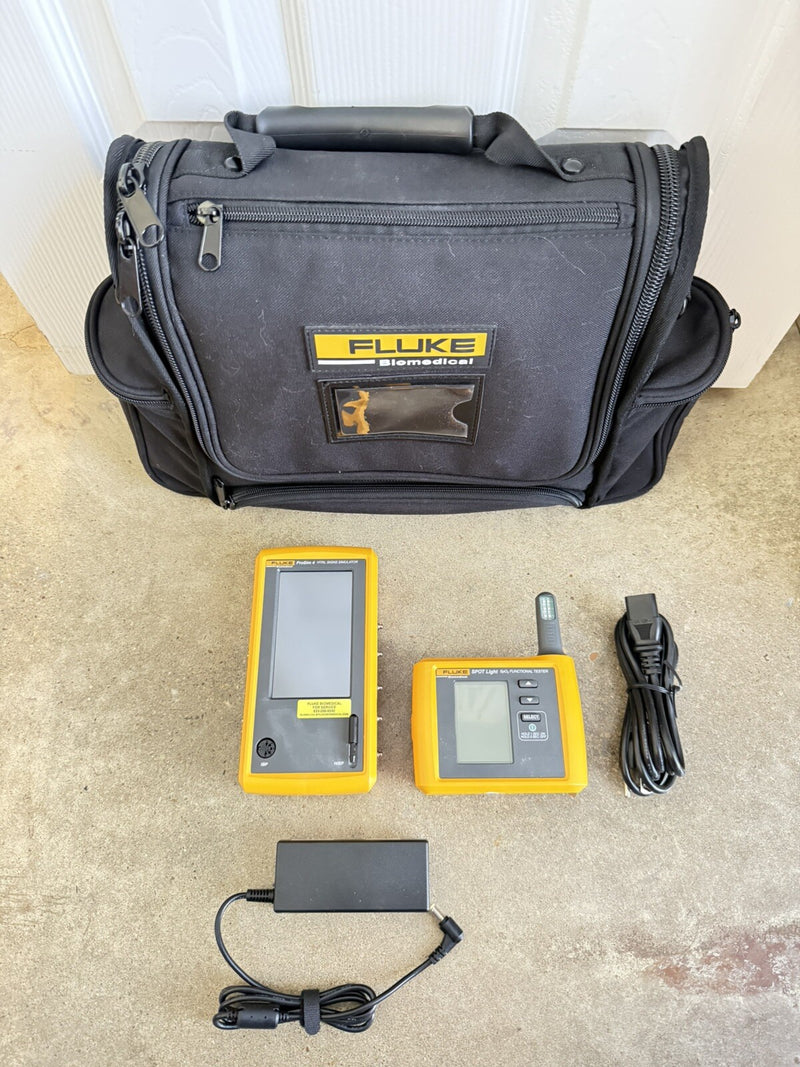 FLUKE BIOMEDICAL PROSIM 4 & SPOT LIGHT KIT WITH BAG & CHARGER TESTED