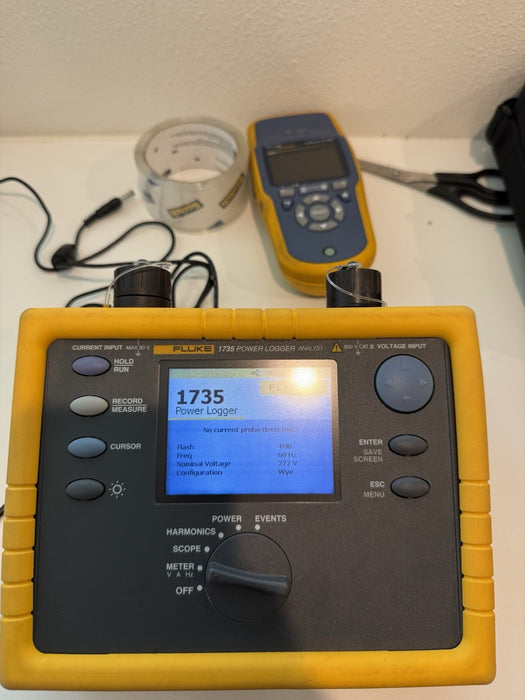 FLUKE 1735 THREE-PHASE POWER LOGGER WITH PROBES & CASE & CHARGER