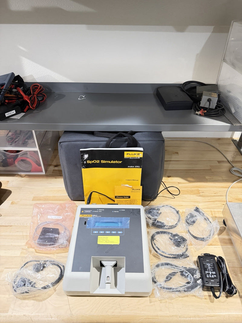 FLUKE INDEX 2 SPO2 SIMULATOR W/ ACCESSORIES (TESTED) SHIPS FREE