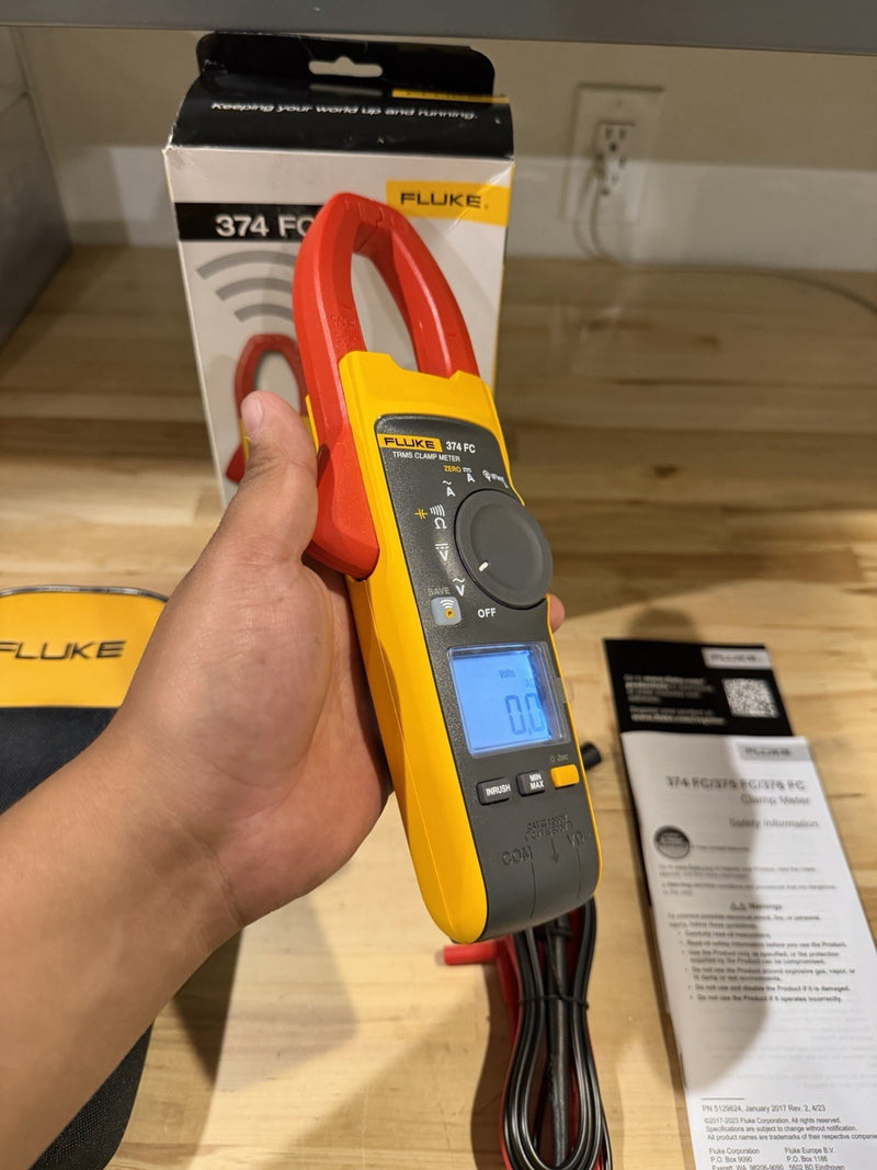 FLUKE 374 FC TRMS CLAMP METER WITH LEADS & CLIPS TESTED