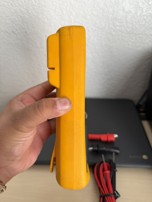 FLUKE 87V TRUE RMS MULTIMETER W /LEADS - FREE SHIPPING (TESTED)