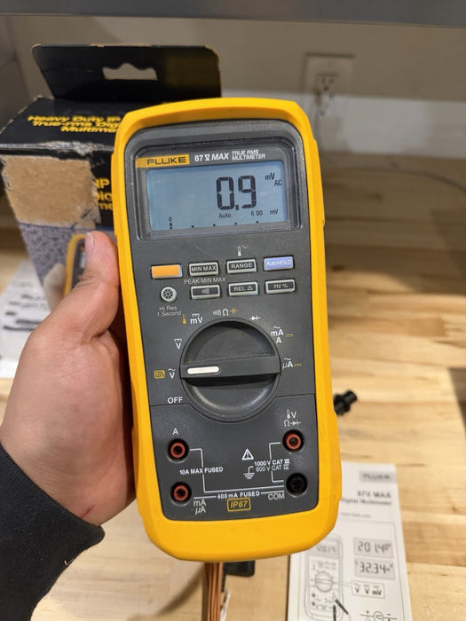 FLUKE 87V MAX TRUE RMS MULTIMETER W/ LEADS & CLIPS (TESTED) SHIPS FAST