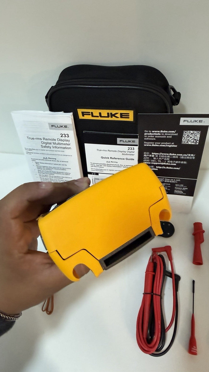 FLUKE 233 REMOTE DISPLAY AUTOMOTIVE DIGITAL MULTIMETER KIT