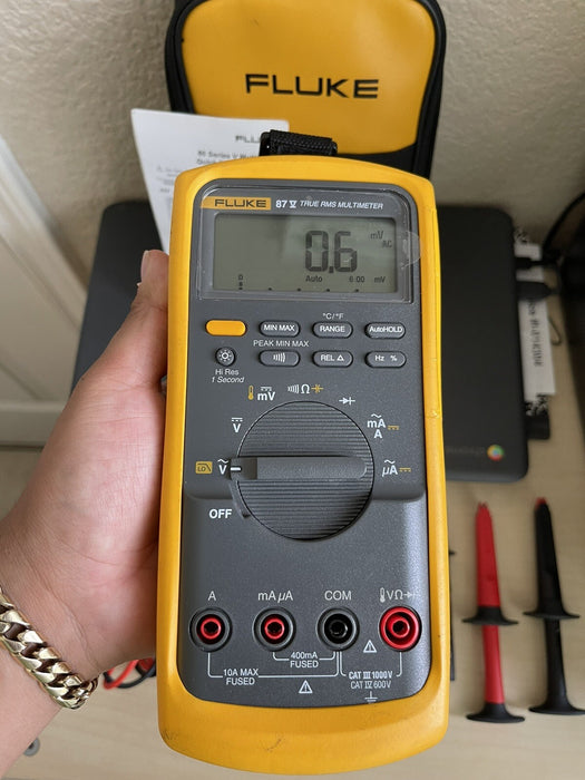 Fluke 87-V Industrial True RMS Digital Multimeter Extra Accessories