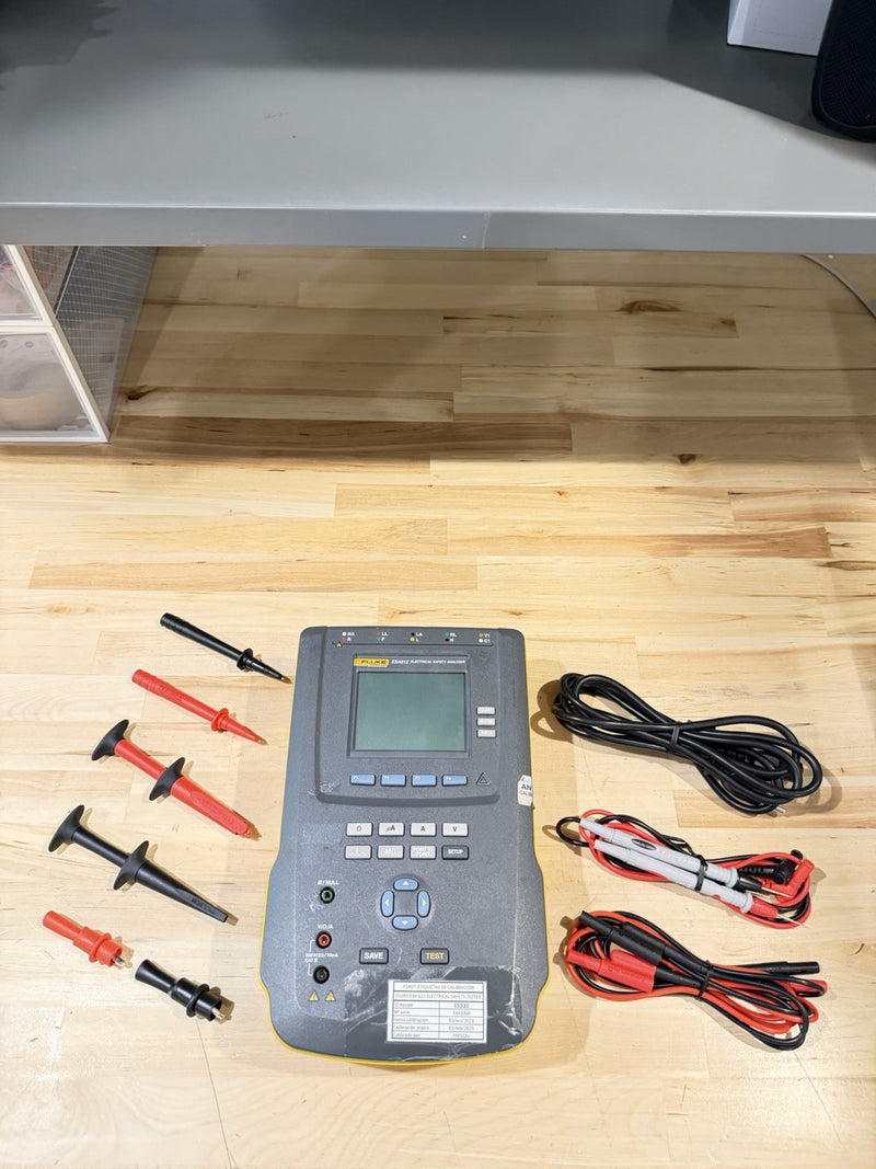 FLUKE ESA615 230V ELECTRICAL SAFETY ANALYZER TESTER WITH LEADS & CHARGER TESTED