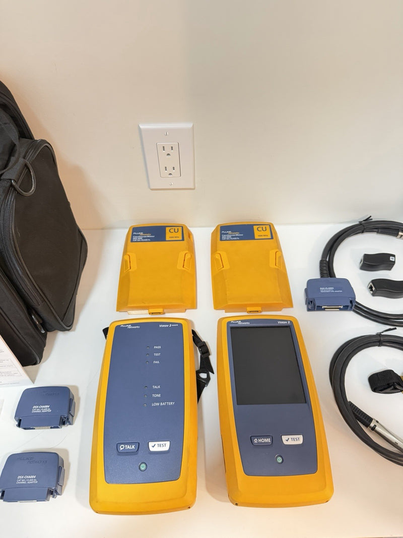 FLUKE NETWORKS DSX2-5000 VERSIV 2 LAN CABLE CERTIFIBER TESTER CALIBRATED 2027