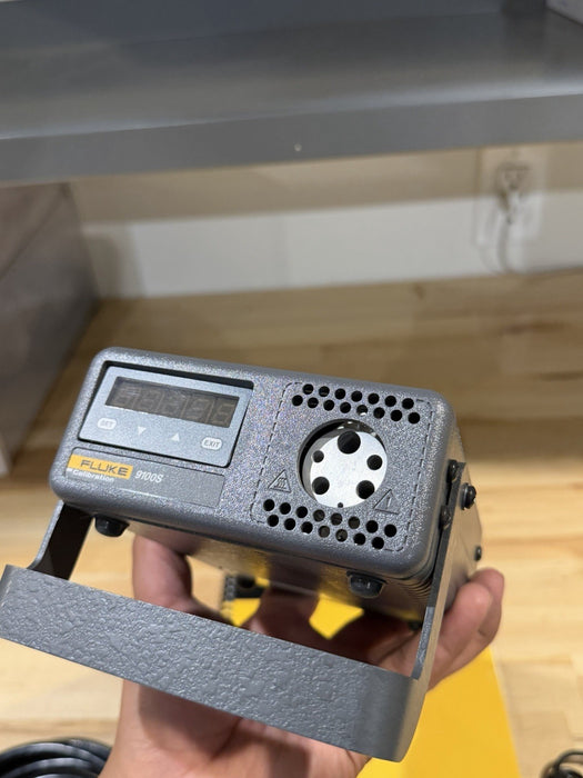 FLUKE CALIBRATION 9100S DRY WELL TEMPERATURE CALIBRATOR (NEW) FREE SHIPPING
