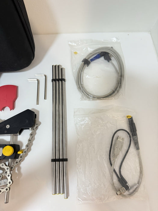 FLUKE 830 LASER ALIGNMENT TOOL W/ ACCESSORIES (TESTED) FREE SHIPPING -SHIPS FAST
