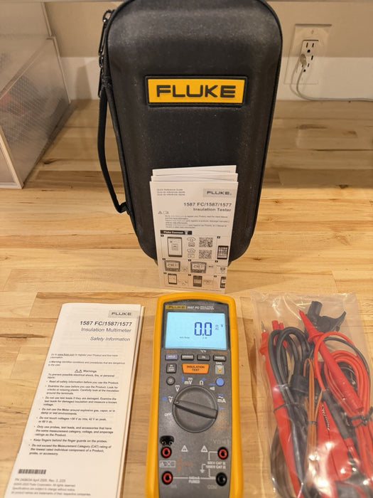 FLUKE 1587 FC 2 IN 1 HANDHELD DIGITAL INSULATION MULTIMETER