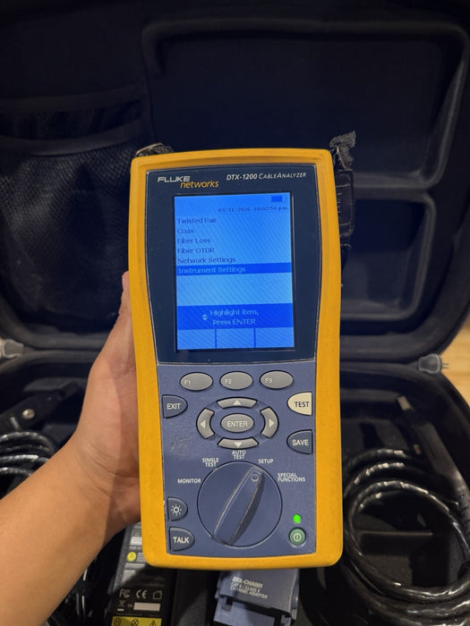 FLUKE DTX-1200 CABLE ANALYZER KIT W ACCESSORIES (TESTED) SHIPS FREE