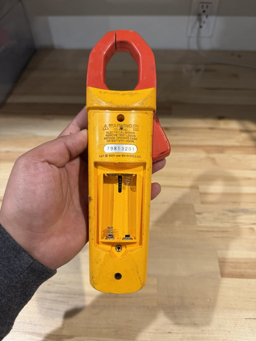 FLUKE 335 TRMS CLAMP METER (PARTS ONLY) FOR PARTS