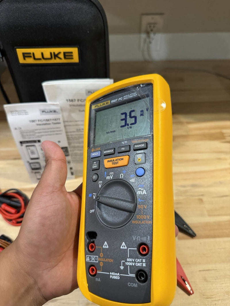 FLUKE 1587 FC 2 IN 1 HANDHELD DIGITAL INSULATION MULTIMETER