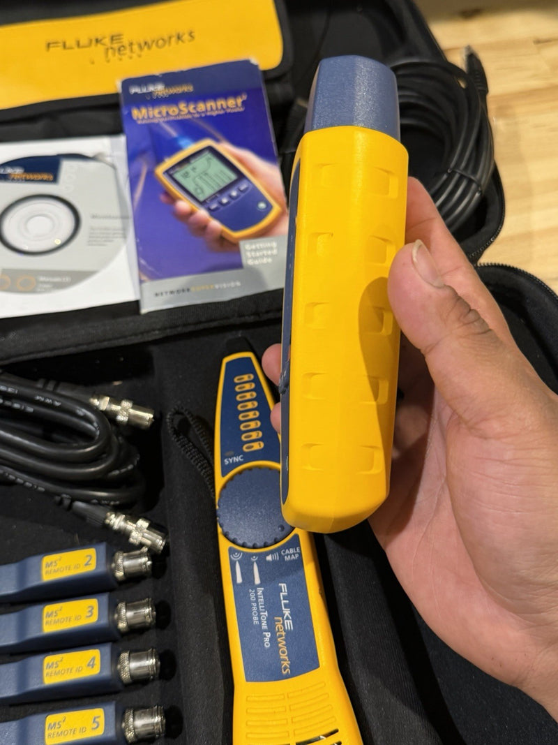 FLUKE NETWORKS MS2-KIT MICROSCANNER 2 & INTELLITONE PRO200 CABLE TEST KIT