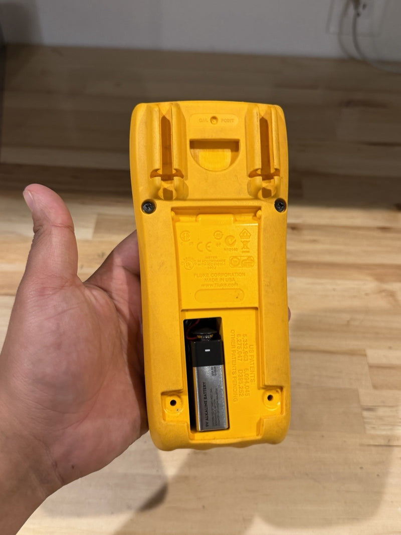 FLUKE 179 TRUE RMS MULTIMETER FOR PARTS