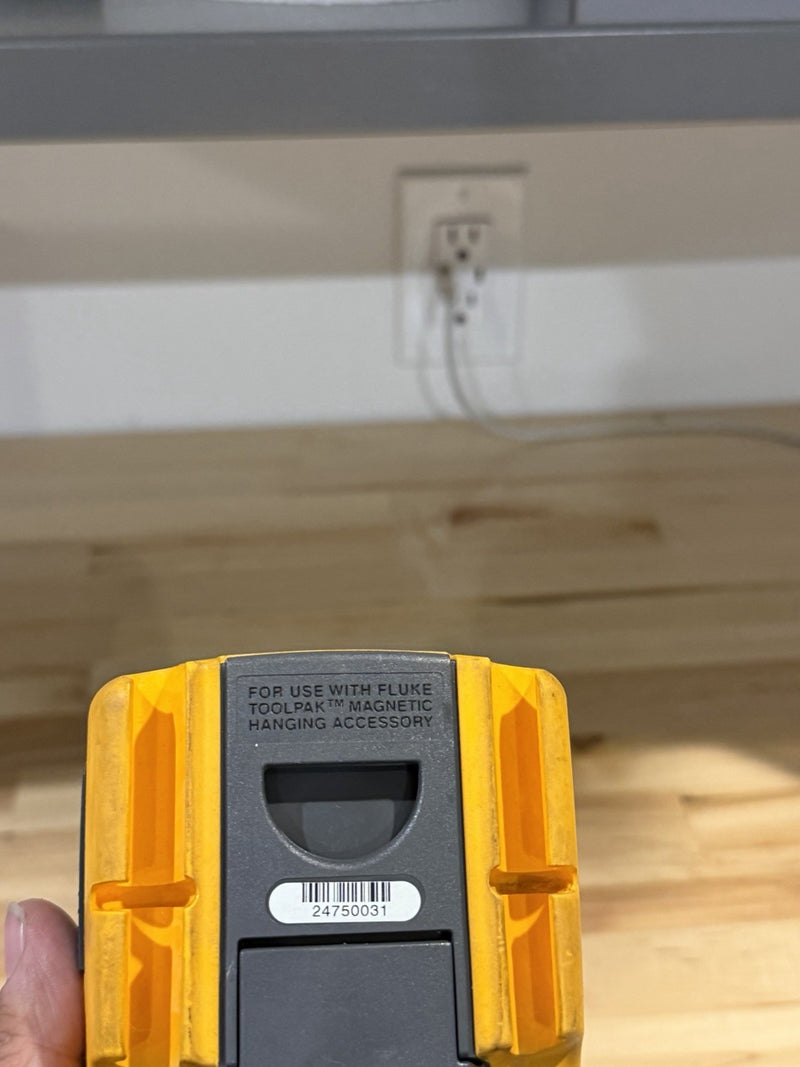 FLUKE 233 REMOTE DISPLAY AUTOMOTIVE DIGITAL MULTIMETER