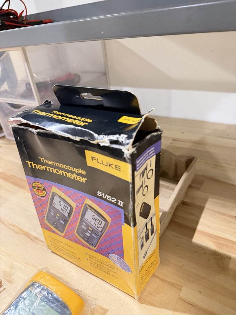 FLUKE 51 II THERMOCOUPLE THERMOMETER