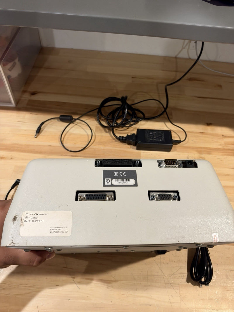 FLUKE INDEX 2 SPO2 SIMULATOR W/ ACCESSORIES (TESTED) SHIPS FREE