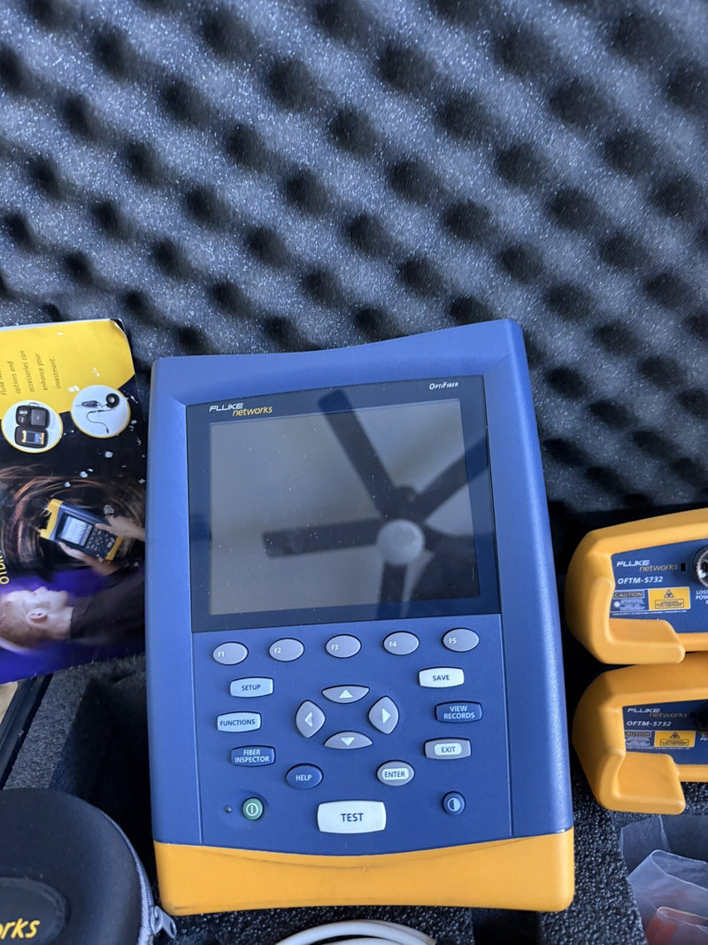 FLUKE NETWORKS OPTIFIBER OTDR KIT WITH 2 X OFTM-5732 MODULES TESTED