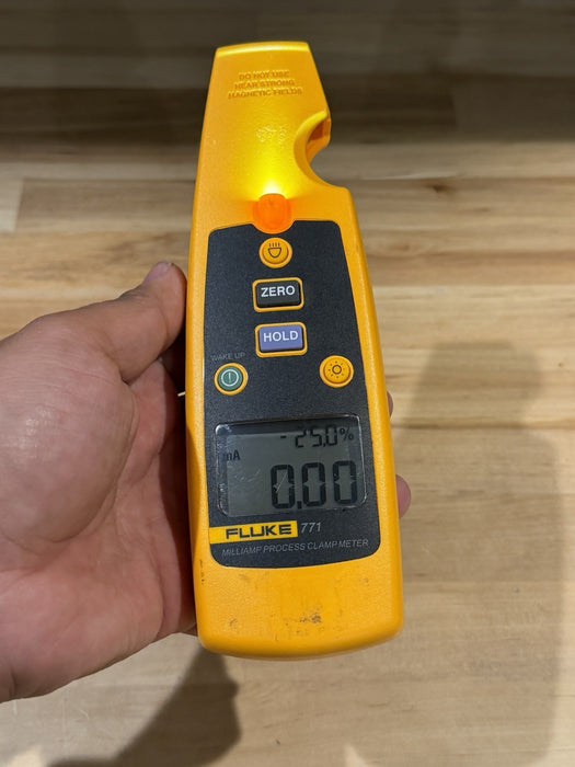 FLUKE 771 MILLIAMP PROCESS CLAMP METER (NO CLAMP) SHIPS FAST